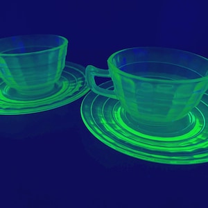 Vintage 2 Sets of 2 Anchor Hocking Block Optic Green Depression Uranium Glass Tea Cup and Saucer Sets - UV Blacklight Glows!