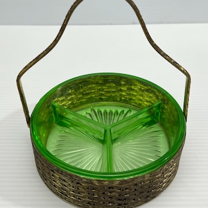 Vintage Green Depression Uranium Glass 3-Section Divided Relish Dish and Woven Metal Carrier 5&quot; - UV Blacklight Glows!