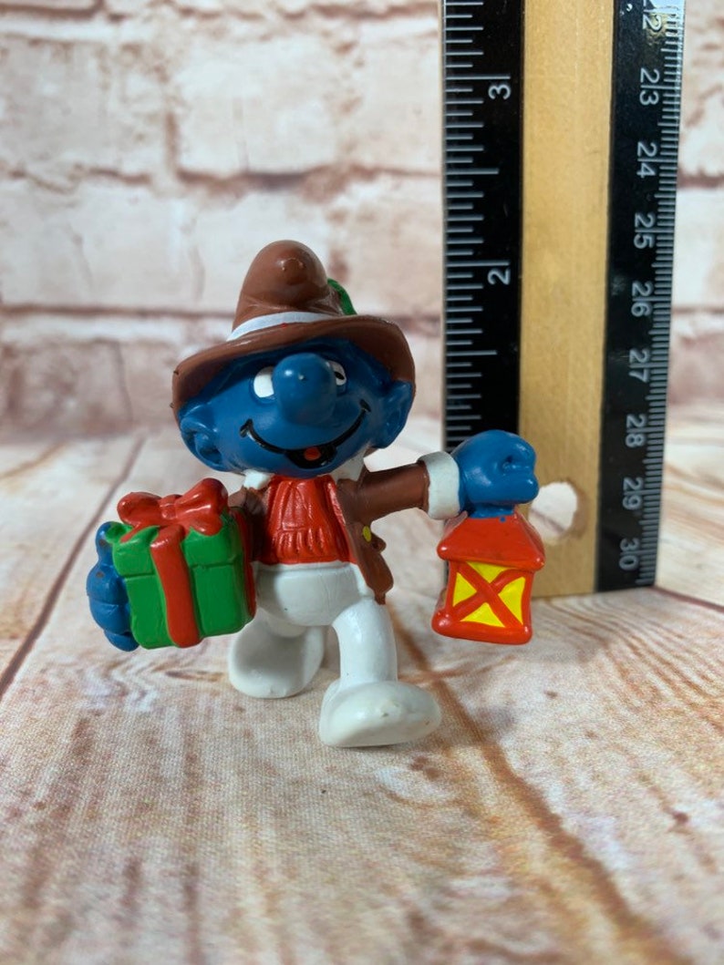 Vintage 1984 Christmas Lantern Smurf Mini PVC Miniature Action Figure Peyo Toys Figurine from Portugal Rare