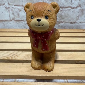 Vintage 1980 Lucy & Me Ceramic Bear Figurine: Enesco Lucy Rigg