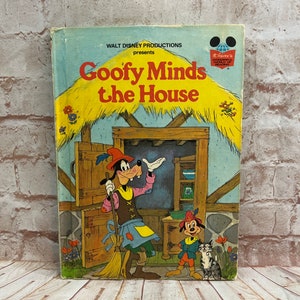 Vintage 1975 Disney Wonderful World of Reading Goofy Minds the House hardcover children book