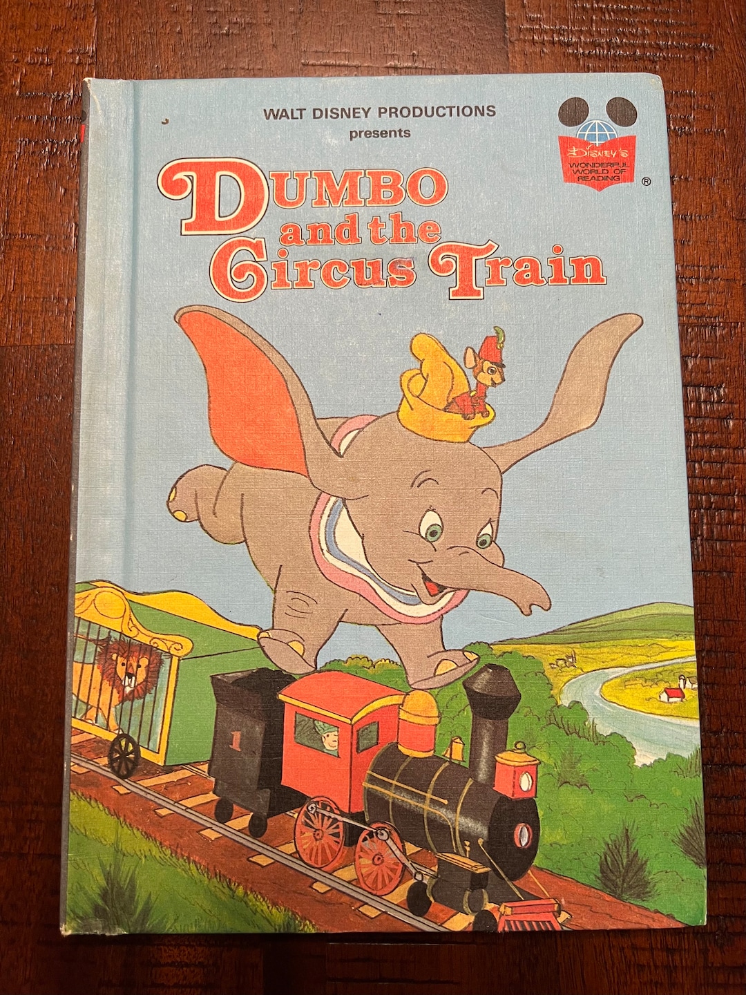 Vintage 1982 Disney Wonderful World of Reading Dumbo in the Circus ...