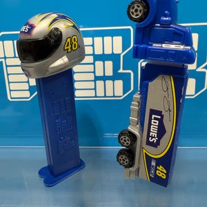 Vintage NASCAR Set of 2 Jimmy Johnson Racing Helmet and Truck PEZ Dispensers Lowe’s #48 Rare