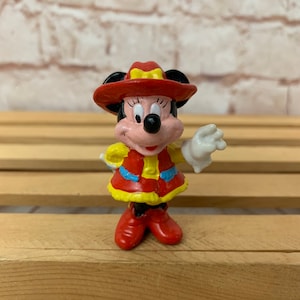 Vintage Disney Minnie Mouse Cowgirl Mini PVC Miniature 2” Action Figure Toy Figurine by Applause