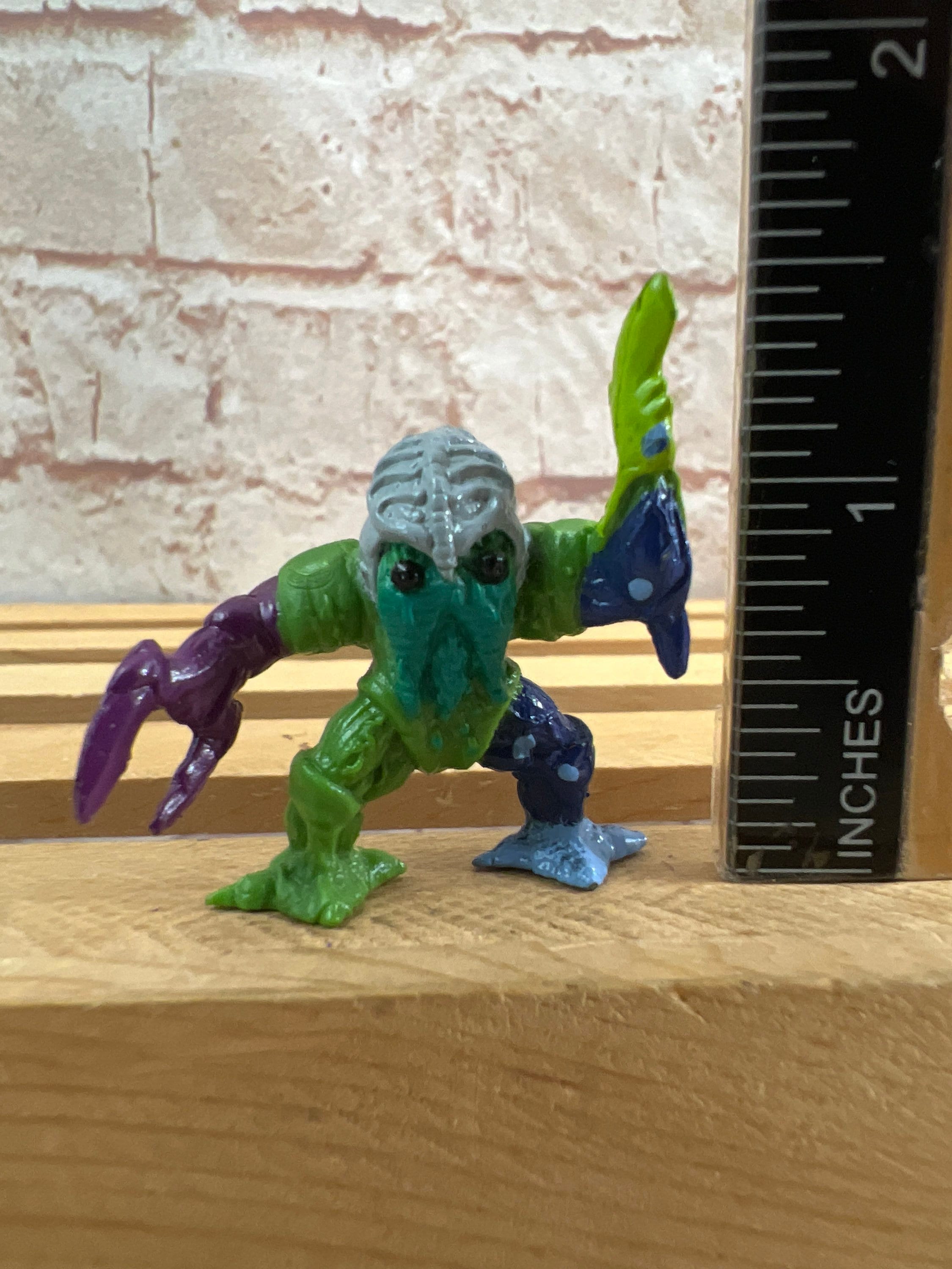 Vintage 1997 Fistful of Aliens Mutant Action Figure - Multicolored