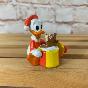 Vintage Donald Duck openingskerstcadeau met chip &#39;n dale Disney miniatuur PVC minifiguur speelgoed door applaus