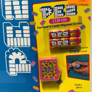 Vintage PEZ candy Clip-On Pink Pez Accessories New In Package