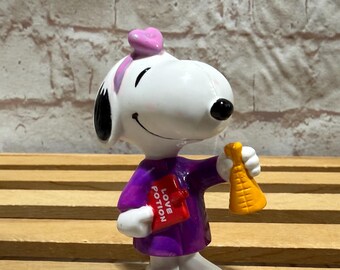 Vintage Snoopy Valentines Day Figurine: Love Potion Doctor by Whitman