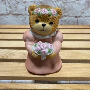 Vintage 1986 Enesco Lucy & Me Flower Girl Bear Figurine