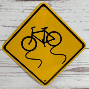 Mini señal de precaución de cruce de camino resbaladizo para bicicleta, de metal, amarilla, de 6 x 6 pulgadas o 12 x 12 pulgadas, nueva (2 tamaños disponibles)