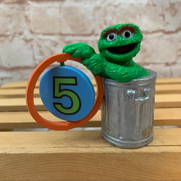 Vintage Sesame Street Oscar the Grouch in trash can with number 5 Mini PVC Miniature Action Figure Toys Figurine by Applause (5th Birthday)