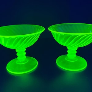 Vintage Set of 2 Imperial Yellow Green Depression Uranium Glass Footed Swirl Sherbet Desert Dish - UV Blacklight Glows!