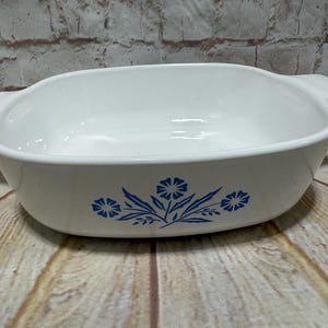 Vintage Corning Ware Blue Cornflower 1 Qt Casserole Dish P-1-B (No Lid)