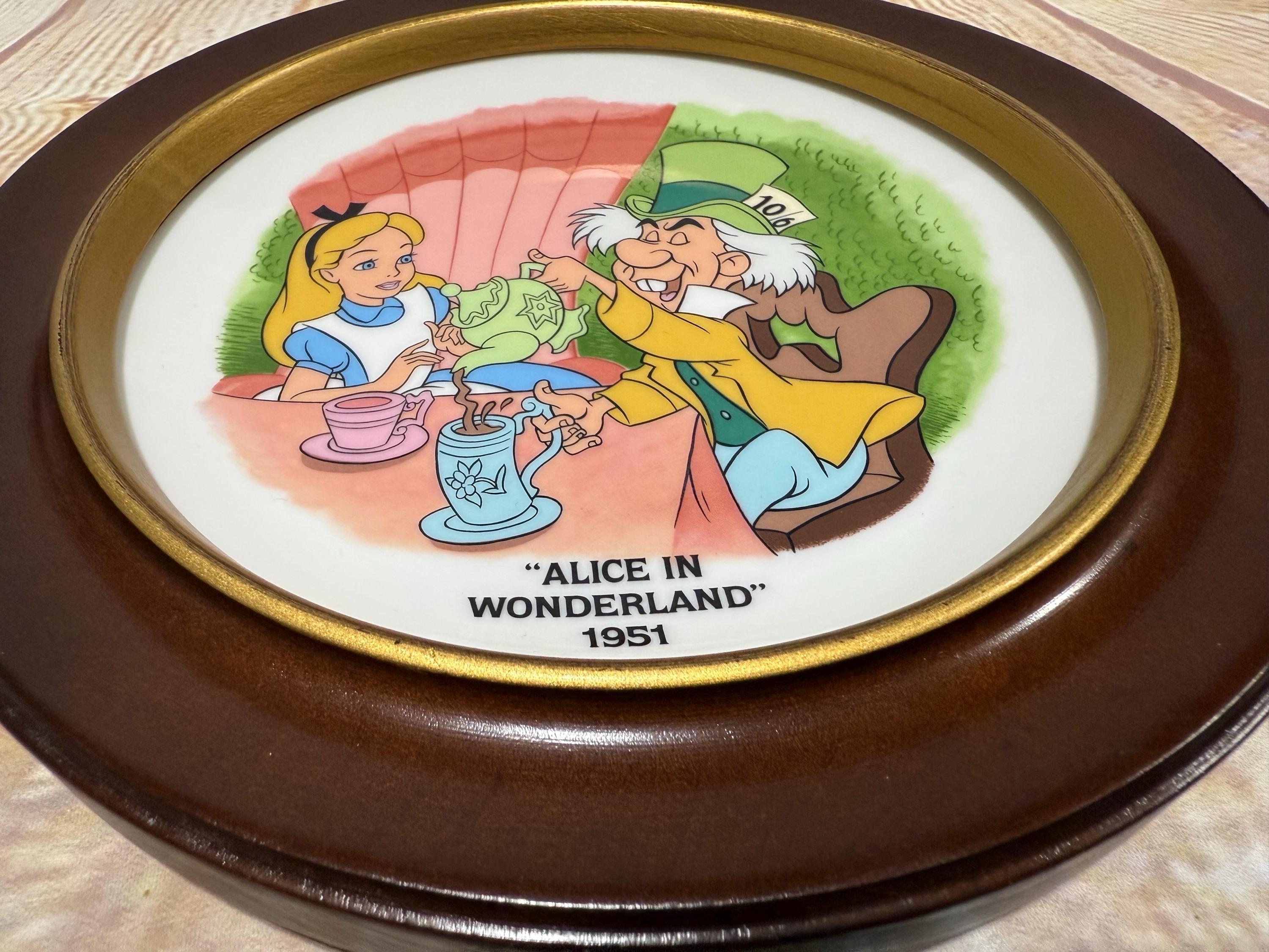 Vintage Walt Disney World 1951 Alice in Wonderland With Mad Hatter Tea ...