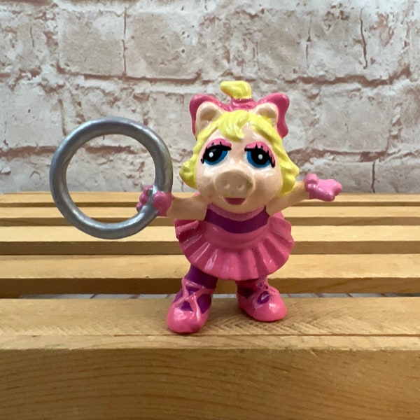 Vintage Muppet Babies Miss Piggy with Hula hoop Mini PVC Miniature Action Figure Toys Figurine by Applause Jim Henson Rare