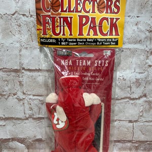 Vintage Chicago Bulls Sammler Fun Pack Ty Teenie Mütze Baby Bull & Sportkarten Set mit Micheal Jordan - Selten (SCHWARZES Herz) Neu