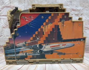 Vintage 1997 Star Wars Micro Machines Action Fleet Yavin Rebel Base Playset Incomplete