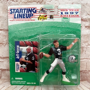 Vintage 1997 Starting Lineup Jeff George NFL Football Oakland Raiders action figure by Kenner SLU NEW on Card