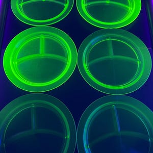 Vintage Set of 6 Green Depression Uranium Glass Divided Portions Dinner Plates 10” “well Used” - UV Blacklight Glows!