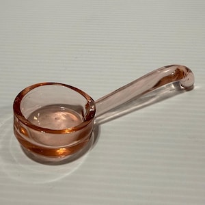 Louche à condiments pour mayonnaise en verre dépression rose vintage 5 po. - Élégante cuillère à sauce en verrerie Mid-Century / Trempette de sel