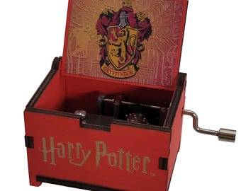 Harry Potter Gryffindor Red Mini Music Box, Featuring Music of Hedwig's Theme, Hand Crank
