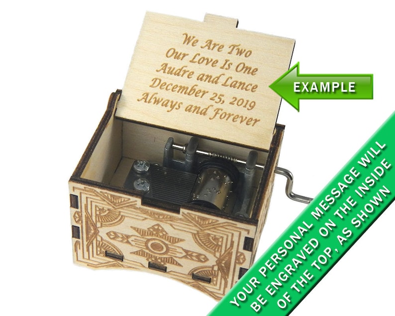 Vintage Music Box, You've Got A Friend by Carole King, Laser Engraved Wood Hand Crank Music Box afbeelding 2