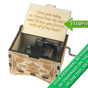 Vintage Music Box, You've Got A Friend by Carole King, Laser Engraved Wood Hand Crank Music Box afbeelding 3