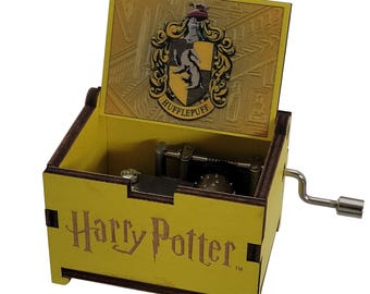 Harry Potter Hufflepuff Yellow Mini Music Box, Featuring Music of Hedwig's Theme, Hand Crank