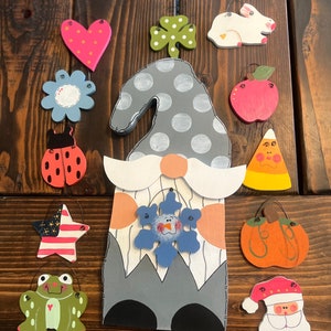 Interchangeable Seasonal Gnome