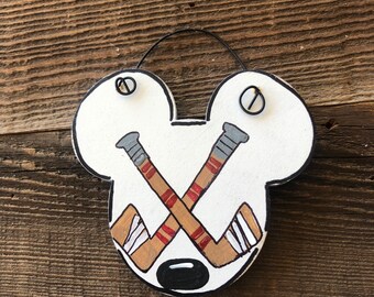 Hockey Mickey piece
