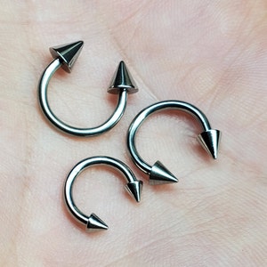 14g SEPTUM Ring, Septum Horseshoe, Septum Ring 14g, Circular Barbell, 8mm or 10mm 3/8&quot; Diameter, 5mm Cones, Spikes Titanium PVD