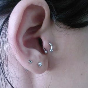 16g 1/4&quot; 6mm Circular Barbell with 3mm Balls - Horseshoe Tragus Body Jewelry Piercing Titanium PVD Colors