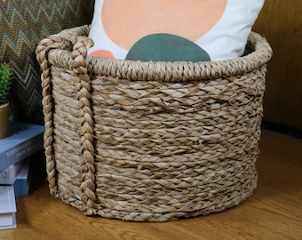 Large round straw baskets with two strong handles round laundry baskets with handles for living room, bedroom and patio/sChristmas