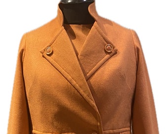 Beautiful vintage 1960s Dress suit