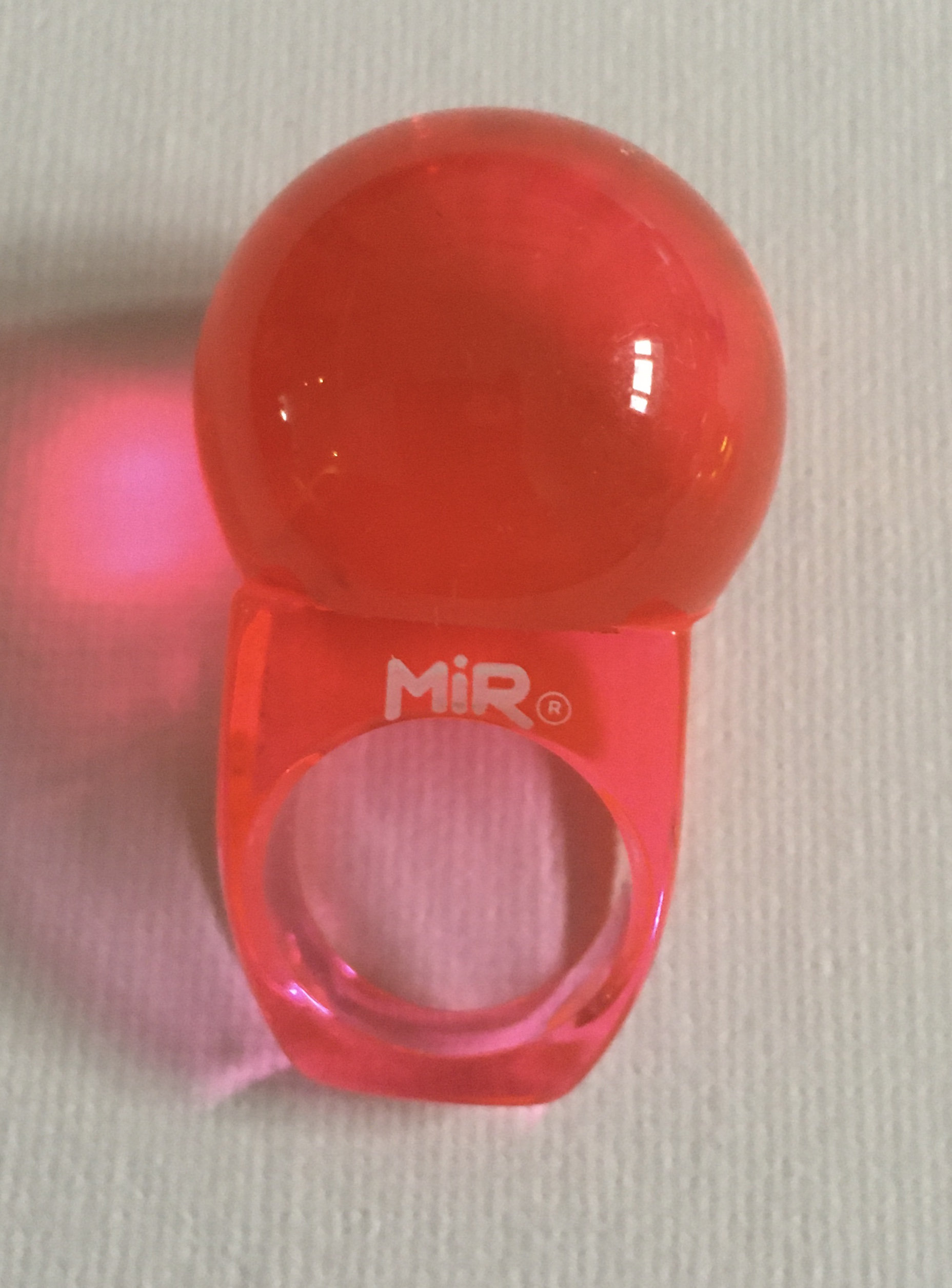 Lot De 8 Bagues Vintage MIR 1991-1992 - Design Carlo Pagani - En Lucite - Neuf Sans Emballage