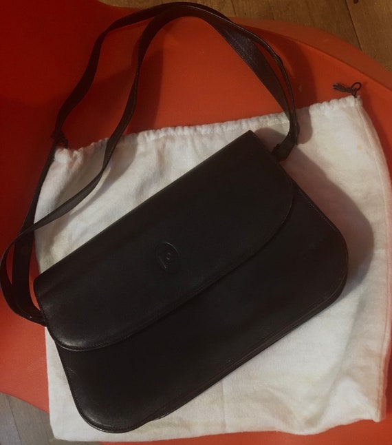 Vintage 70s Pierre Cardin black leather shoulder b
