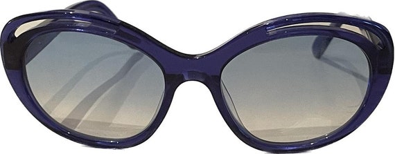 Beautiful Courrèges futuristic sunglasses - image 6