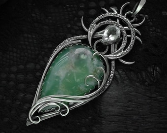 Chrysoprase elven wedding pendant pagan LUNITSA clear Quartz amulet Nature Inspired healing crystal jewelry Lunula wiccan witch pendant