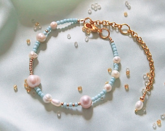 Little Baby Blue - Gold & Pearl Bracelet