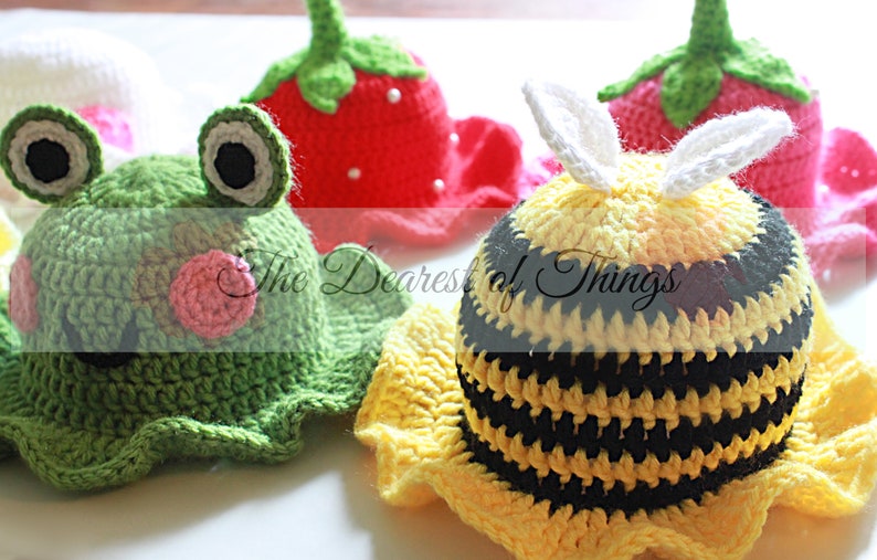 Bucket Hat Cuties© PDF Crochet Bucket Hat Pattern 4 In 1 Sun Hats Spring Accessories Newborn to Adult afbeelding 1