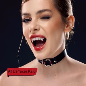 Halloween Collar: Handmade Italian Leather Choker