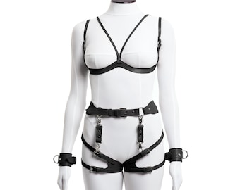 Arnés de cuero para glúteos y pecho: Atuendo sexy para ella, ropa para fiestas rave.