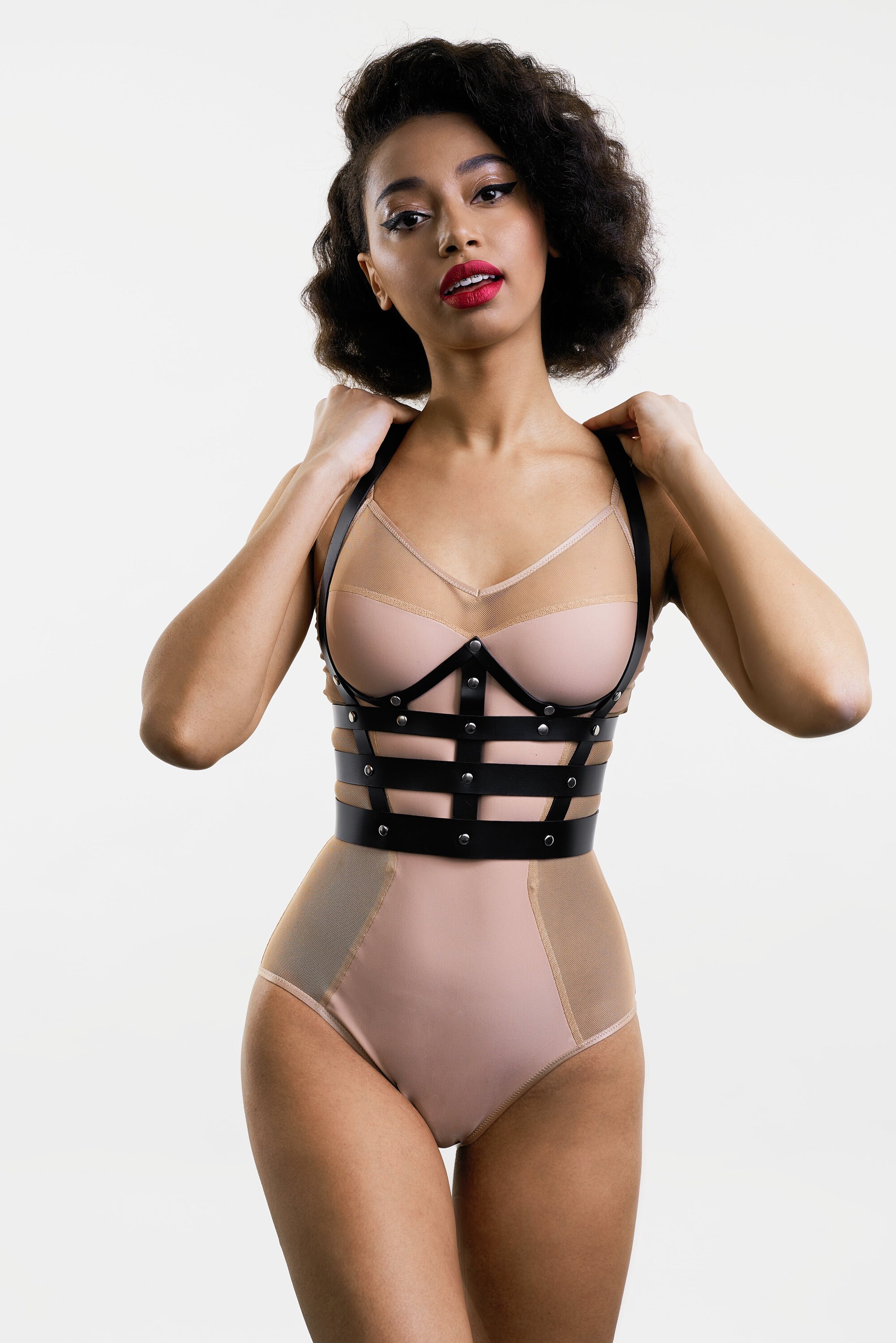 harness belt corset