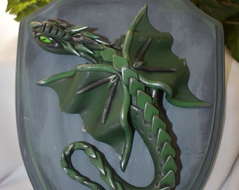 Polymer Clay Green Dragon Decor - Green Dragon with Arrows - Wall Decor - Arrow Dragon Plaque - Dragon Sculpture - Arrow Clay Dragon - 1-098