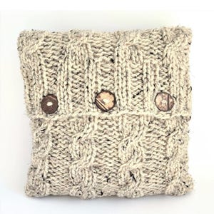 Cushion Knitting Pattern, Chunky Knit Pillow Easy Cable Design, Cosy Cottage Feel Decor Instructions, 4 Cables Cushion Cover (English)