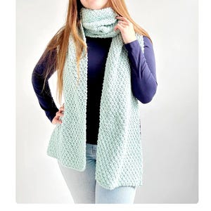 Scarf Knitting Pattern, Easy Knit Wrap, Adult & Child Easy Cowl Instructions, Ladies + Kids Neckwarmer Tutorial, Glacier Blue (English)