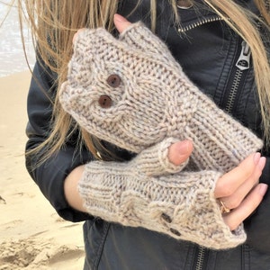 KNITTING PATTERN, 'Owl Fingerless Mitts', adult child toddler, easy owl mittens knitted flat, fingerless owlie mitts, English