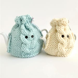 Big Owl Tea Cosy Knitting Pattern: Chunky Knit Home Decor (PDF Pattern)