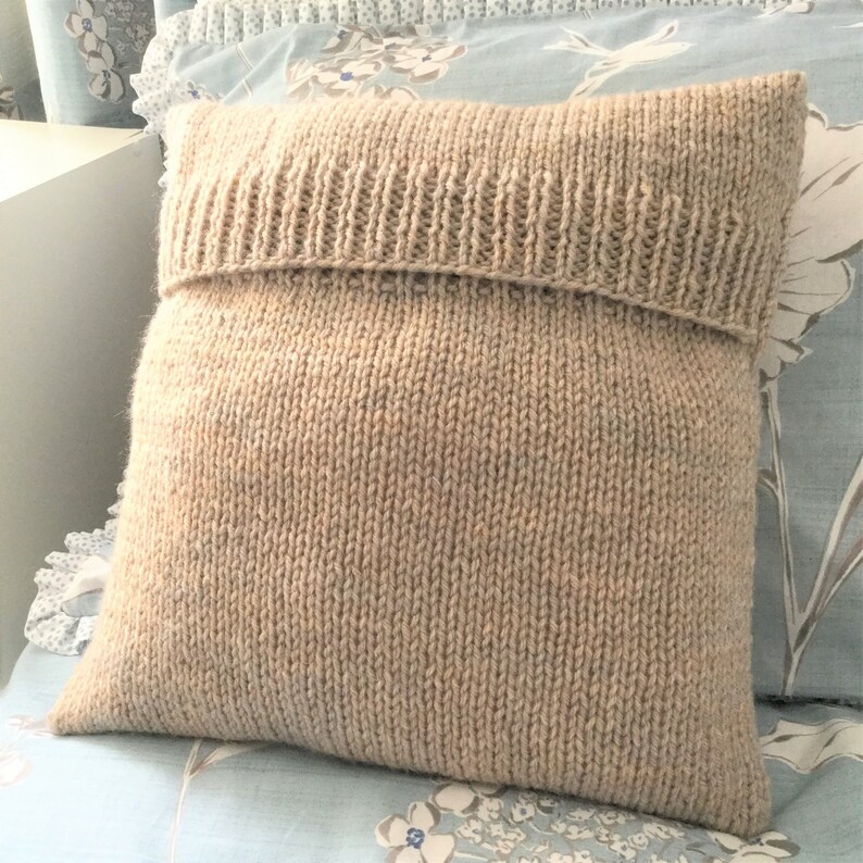 Knitting pattern / cushion pillow cover / envelope opening / Etsy