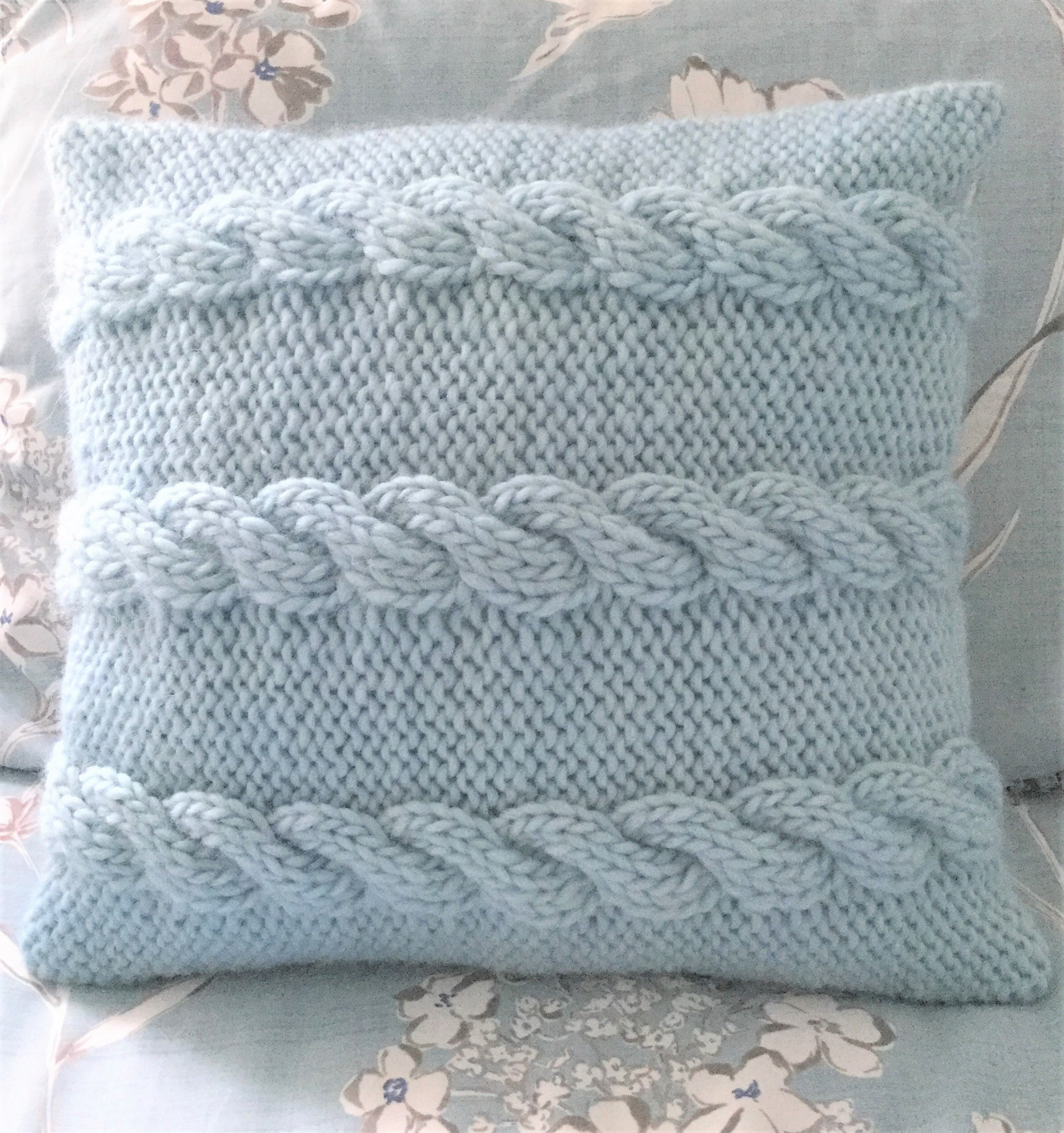 Knitting Pattern, Pillow Cover With Cables, Knit Flat